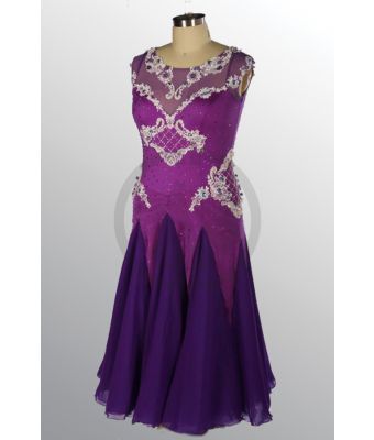 2542 D945 Sold